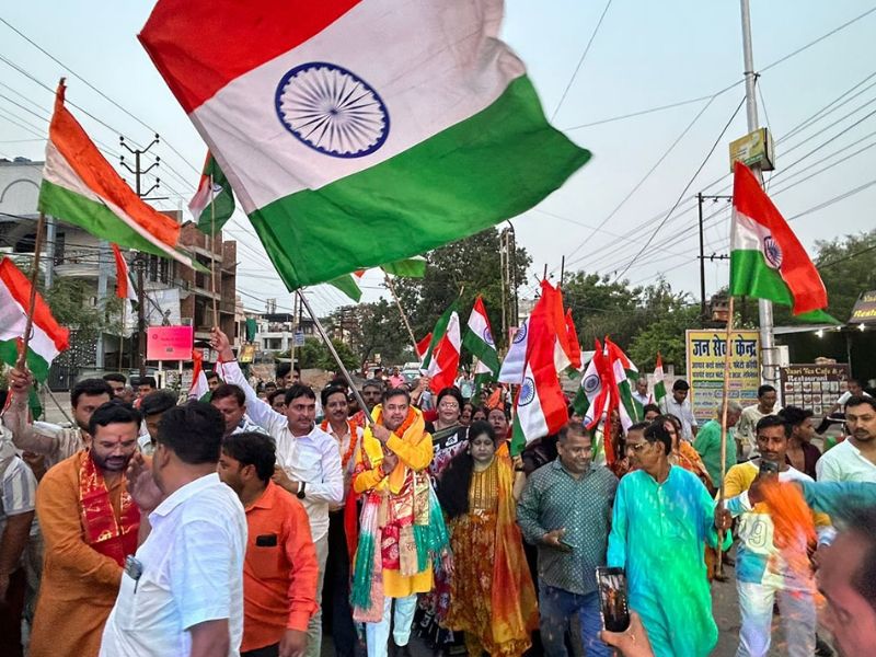 today-stayed-in-shaurya-tiranga-yatra-organized-by-panki-mandal-of-kanpur-north-district-in-the-success-of-operationsindoor-and-the-might-and-honour-of-indian-army