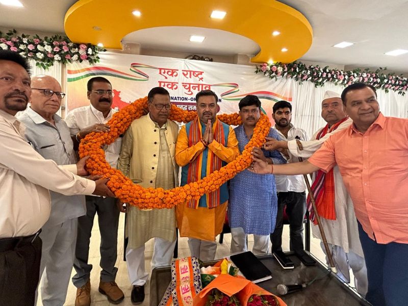 addressed-enlightened-samagam-on-the-topic-one-nation-one-election-at-stith-vinayak-resort-gonda-road-bahraich-district