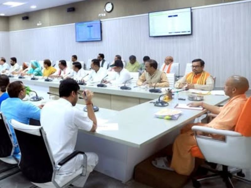 today-attended-the-review-meeting-of-lucknow-mandal-chaired-by-successful-chief-minister-respected-mr-myogiadityanath-ji-at-chief-ministers-residence-lucknow-there-was-positive-discussion-on-various-t